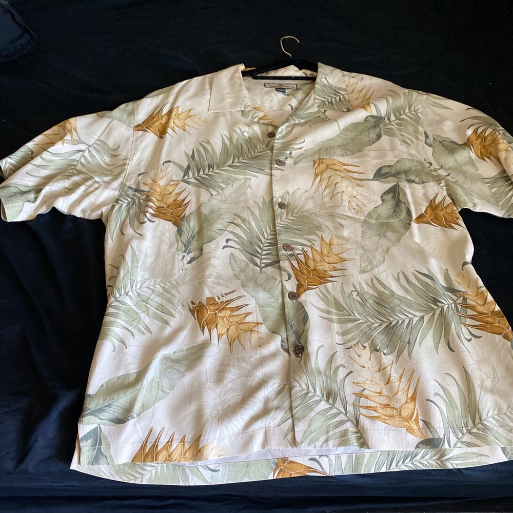 Vintage Tommy Bahama Button Down Shirt
